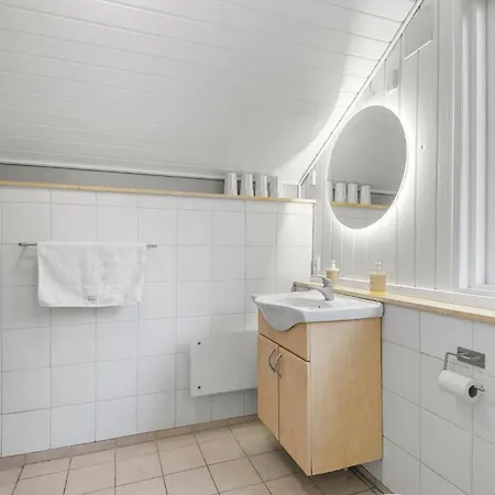 1 Bedroom In Blavand * Ho
