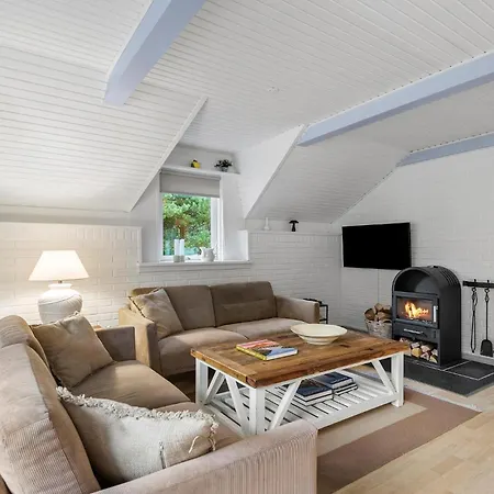 1 Bedroom In Blavand *
