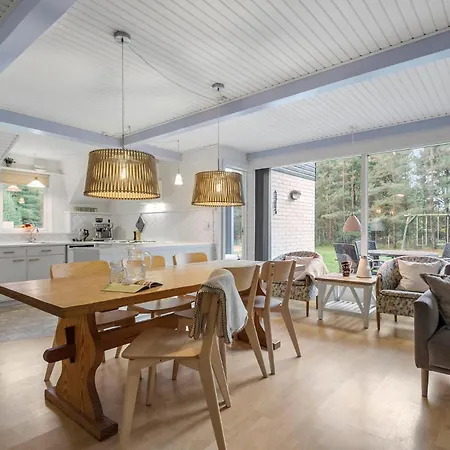 1 Bedroom Cozy Home In Blavand